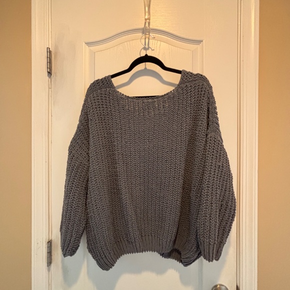 Miracle Grey V-Neck Baggy Sweater, size S/M - Picture 2 of 4